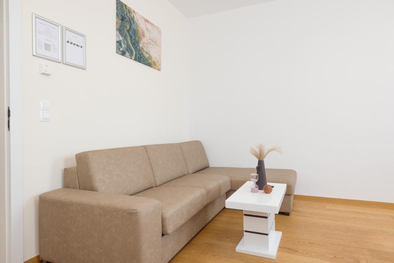 Donaustadt Special Apartments 1220 Vienna Exterior photo